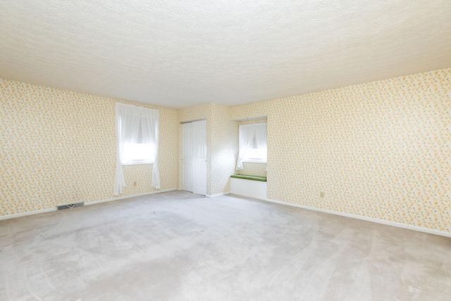 203 Buckingham Drive, Florence, KY 41042