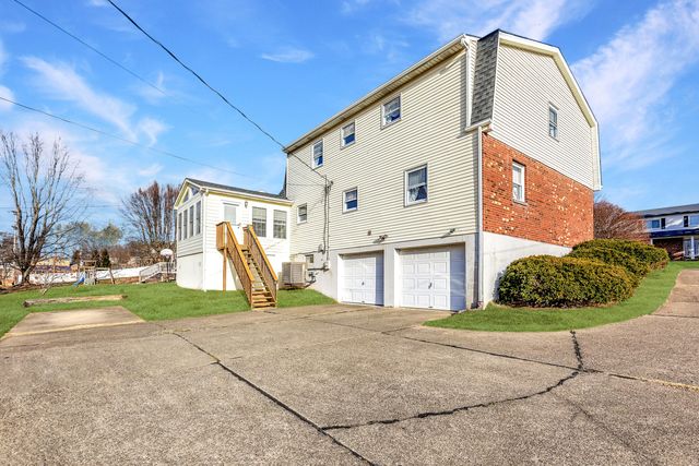 203 Buckingham Drive, Florence, KY 41042