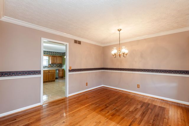 203 Buckingham Drive, Florence, KY 41042