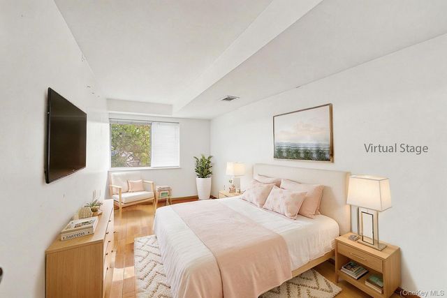 71 Horace Harding Boulevard, Great Neck, NY 11020