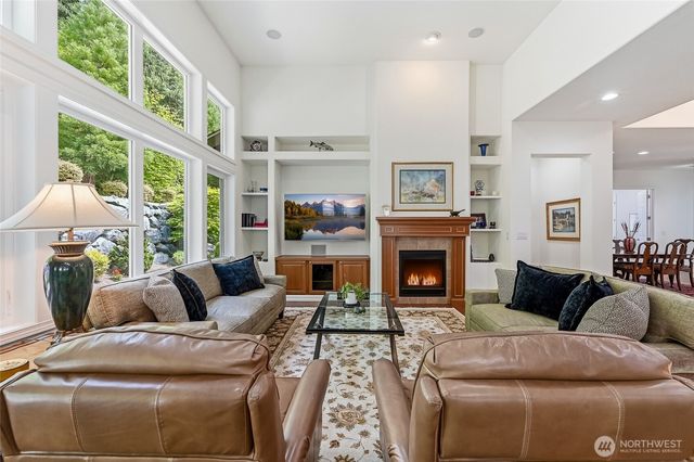 24242 NE 131st Terrace, Redmond, WA 98053