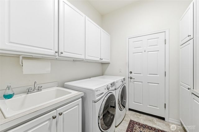 24242 NE 131st Terrace, Redmond, WA 98053