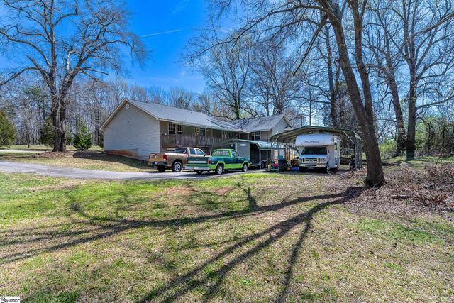 2883 N Highway 101, Greer, SC 29651