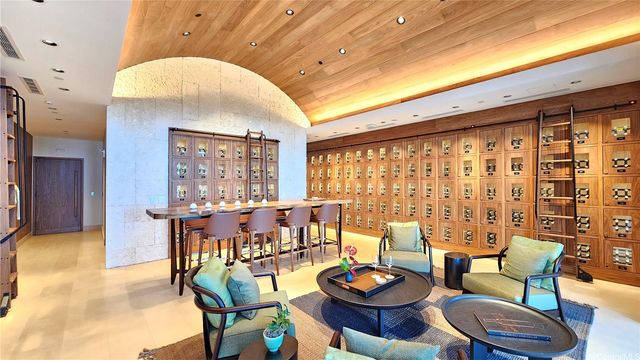 1100 Ala Moana Boulevard 2703, Honolulu, HI 96814