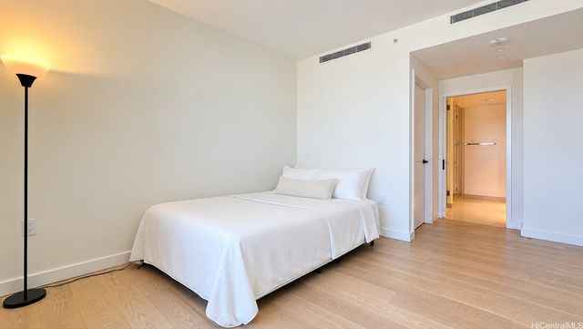 1100 Ala Moana Boulevard 2703, Honolulu, HI 96814