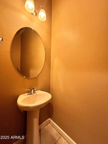 1367 S COUNTRY CLUB Drive 1250, Mesa, AZ 85210