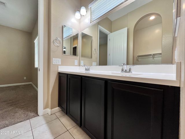 1367 S COUNTRY CLUB Drive 1250, Mesa, AZ 85210