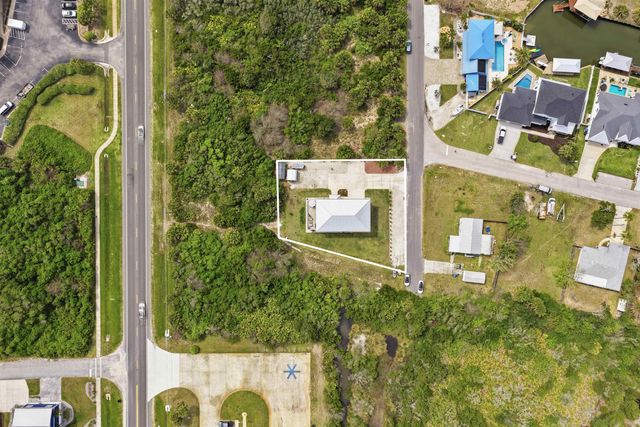 5900 Costanero Rd, St Augustine, FL 32080