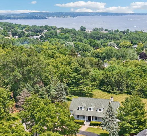 N1474 Fontana Ridge ROAD, Fontana, WI 53125