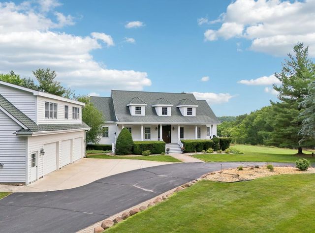 N1474 Fontana Ridge ROAD, Fontana, WI 53125