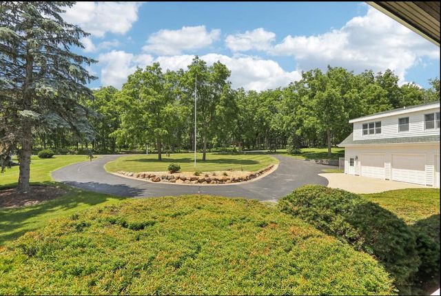 N1474 Fontana Ridge ROAD, Fontana, WI 53125
