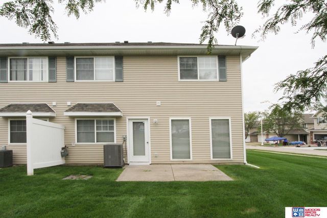 1330 W Carnoustie Court, Lincoln, NE 68521