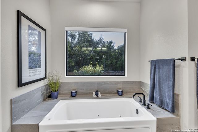 110 C Chisholm, Blanco, TX 78606