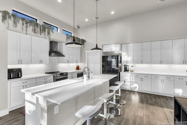 110 C Chisholm, Blanco, TX 78606