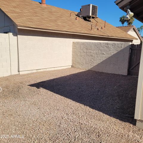 1622 N COMANCHE Drive, Chandler, AZ 85224