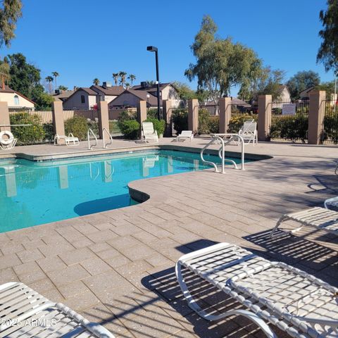 1622 N COMANCHE Drive, Chandler, AZ 85224