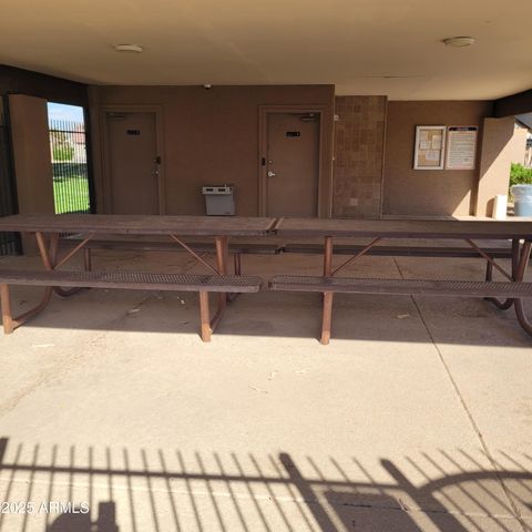 1622 N COMANCHE Drive, Chandler, AZ 85224