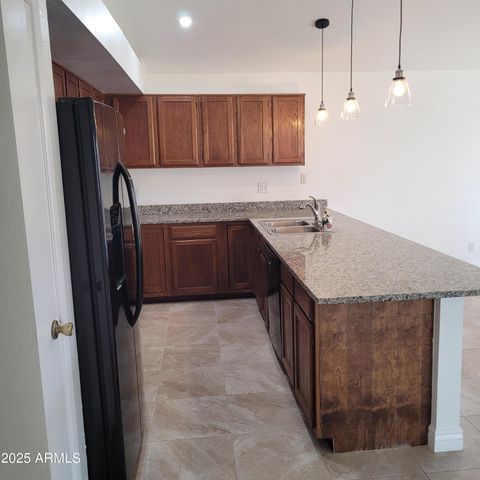 1622 N COMANCHE Drive, Chandler, AZ 85224