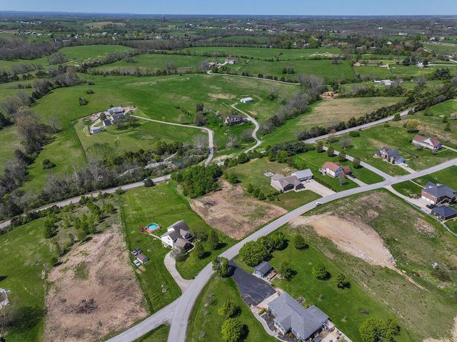 100 Fox Ridge Drive, Lancaster, KY 40444