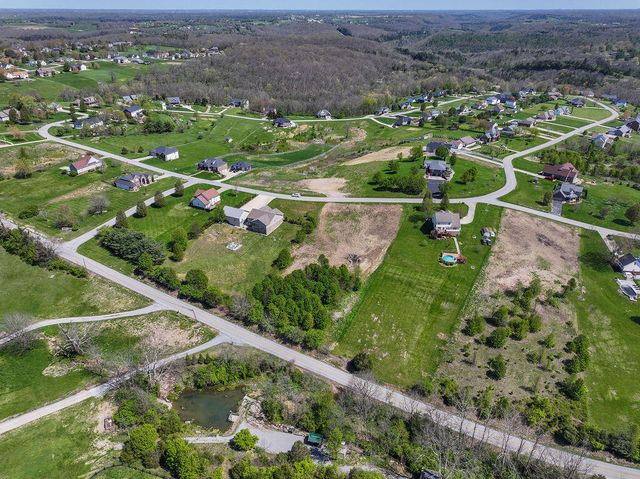 100 Fox Ridge Drive, Lancaster, KY 40444