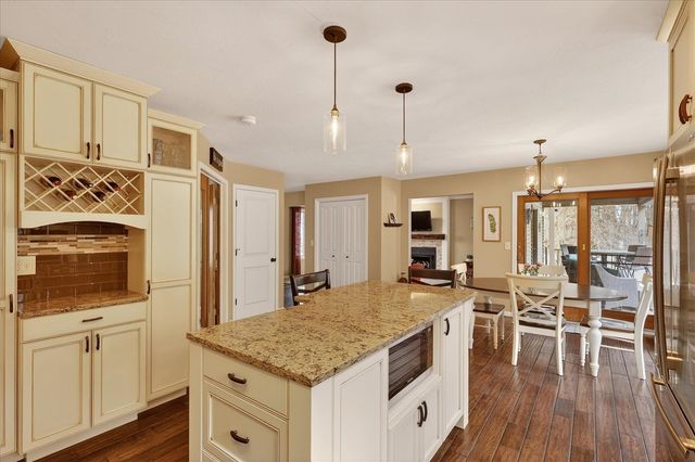 2694 Ashville Drive, Grand Rapids, MI 49525