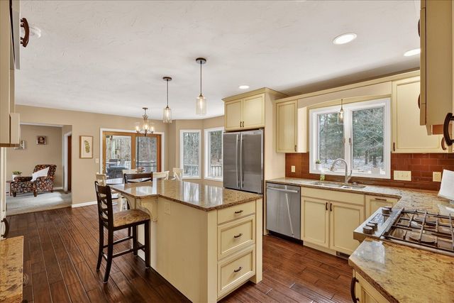 2694 Ashville Drive, Grand Rapids, MI 49525