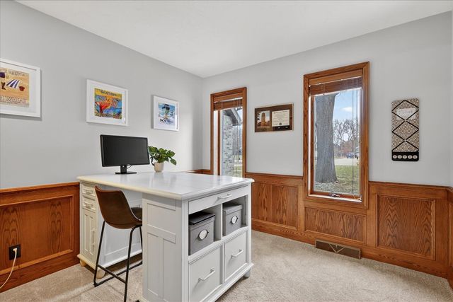 2694 Ashville Drive, Grand Rapids, MI 49525