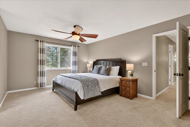 2694 Ashville Drive, Grand Rapids, MI 49525