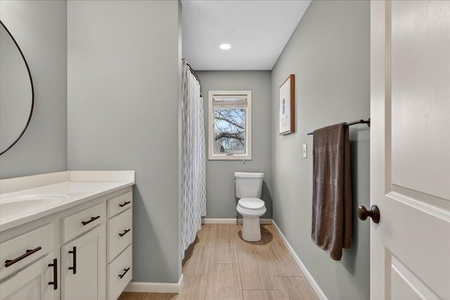 2694 Ashville Drive, Grand Rapids, MI 49525