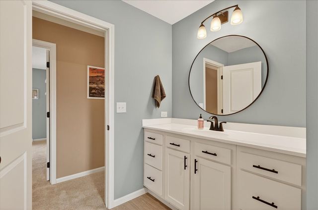 2694 Ashville Drive, Grand Rapids, MI 49525