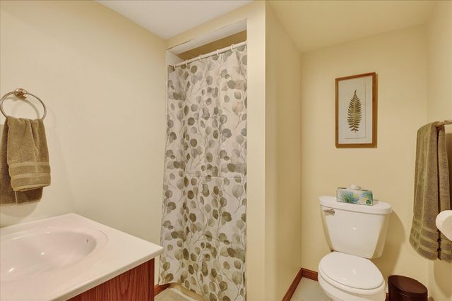 2694 Ashville Drive, Grand Rapids, MI 49525