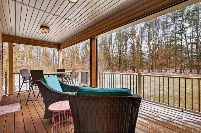 2694 Ashville Drive, Grand Rapids, MI 49525