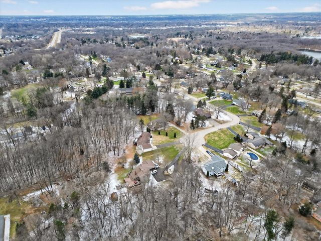 2694 Ashville Drive, Grand Rapids, MI 49525