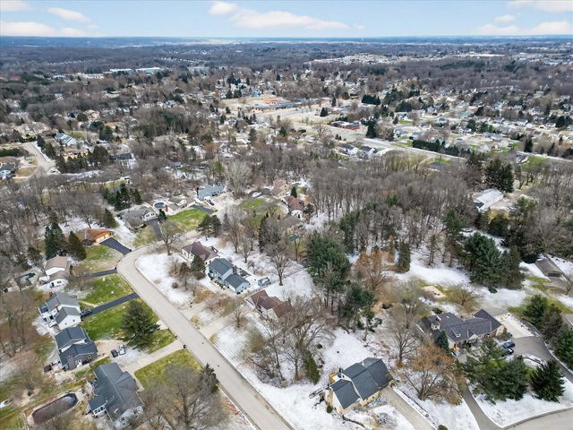 2694 Ashville Drive, Grand Rapids, MI 49525