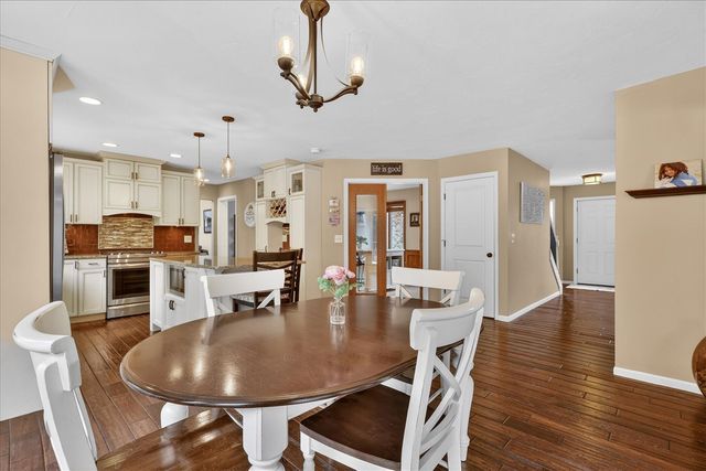 2694 Ashville Drive, Grand Rapids, MI 49525