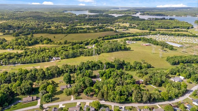 2401 Igou Ferry Road, Soddy Daisy, TN 37379