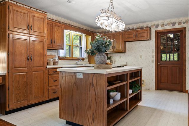 2401 Igou Ferry Road, Soddy Daisy, TN 37379
