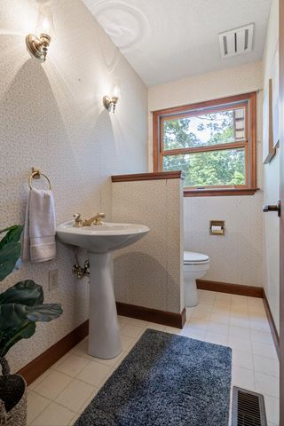 2401 Igou Ferry Road, Soddy Daisy, TN 37379