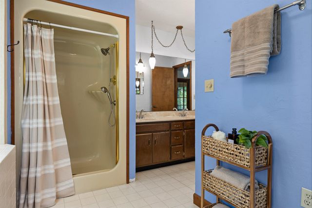 2401 Igou Ferry Road, Soddy Daisy, TN 37379