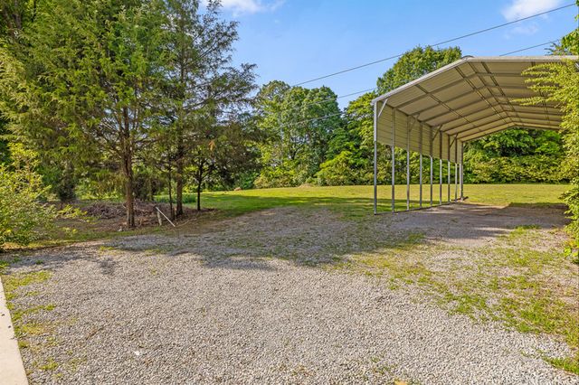 2401 Igou Ferry Road, Soddy Daisy, TN 37379