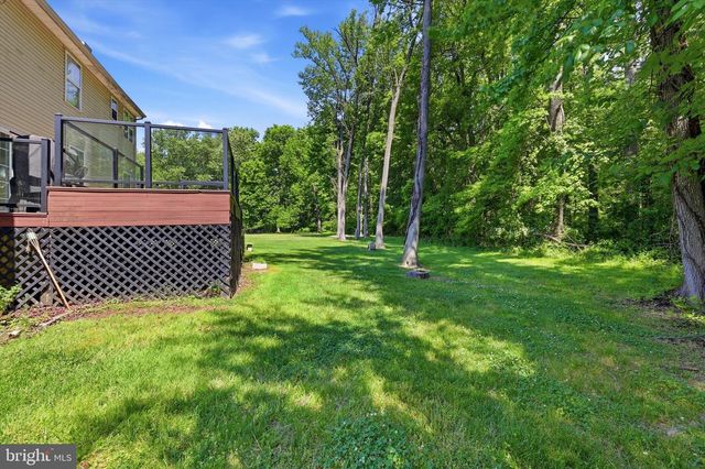 4 TAISLEY LN, Burlington, NJ 08016