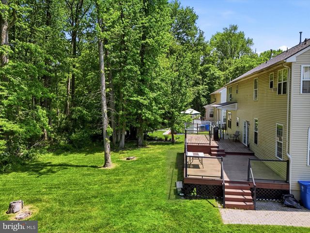 4 TAISLEY LN, Burlington, NJ 08016