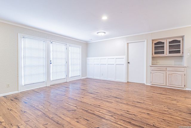 5714 Dan Duryea, San Antonio, TX 78240