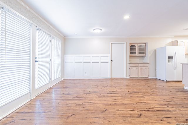 5714 Dan Duryea, San Antonio, TX 78240