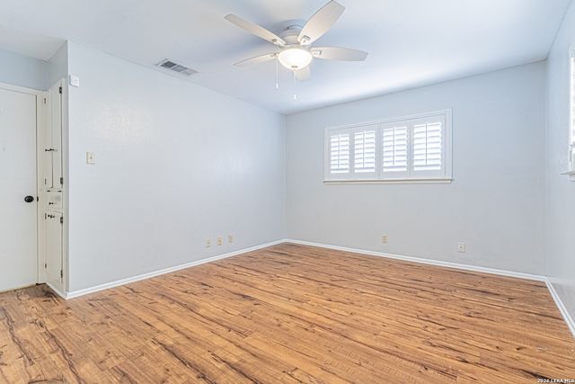 5714 Dan Duryea, San Antonio, TX 78240