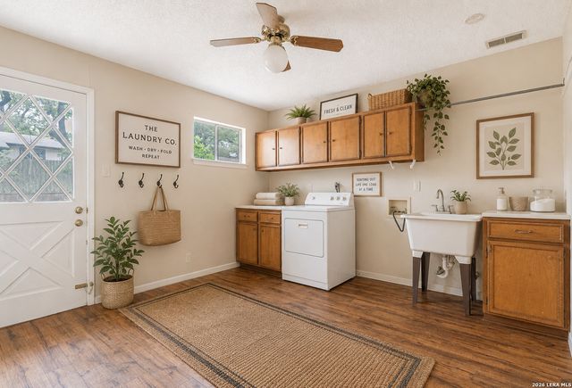 5714 Dan Duryea, San Antonio, TX 78240
