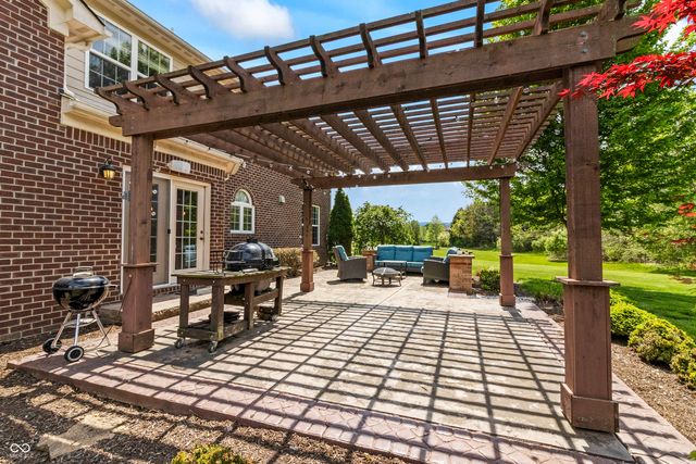 10504 Ruxton Court, Fishers, IN 46040