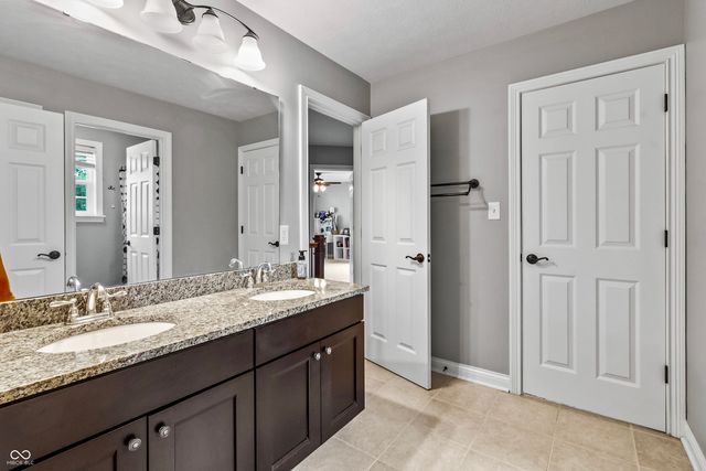 10504 Ruxton Court, Fishers, IN 46040