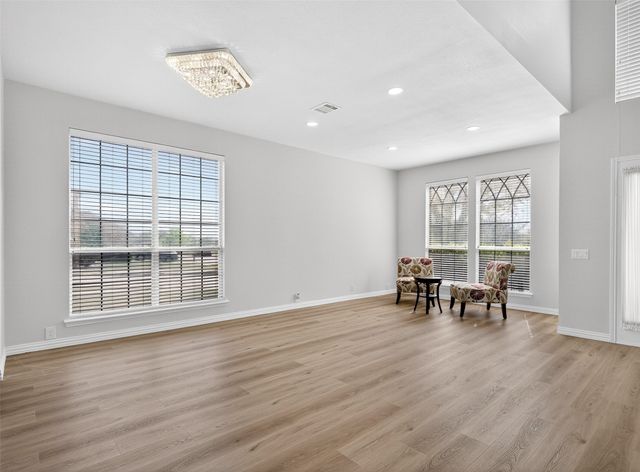 7900 Rushmore Road, Fort Worth, TX 76137