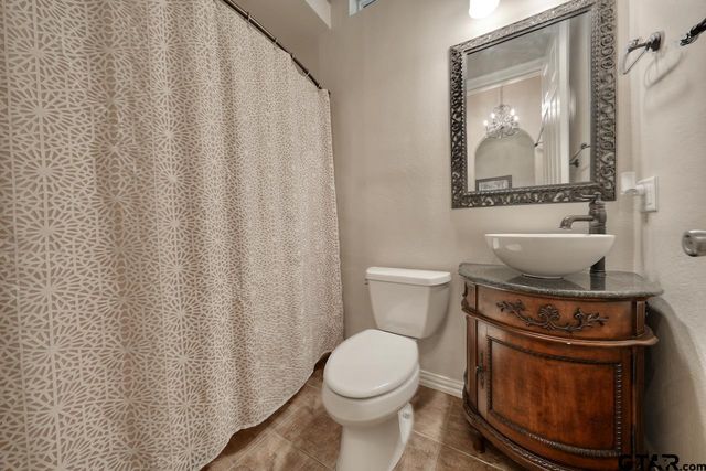 12971 Winding Oak, Lindale, TX 75771